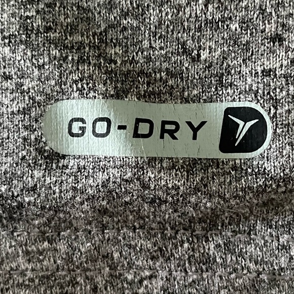 Old Navy Active shirt - Picture 2 of 5